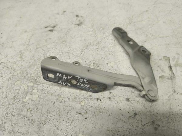 CHARNIERE DE CAPOT DROIT MAN TGE/ VW CRAFTER 2017+ - Vue 1